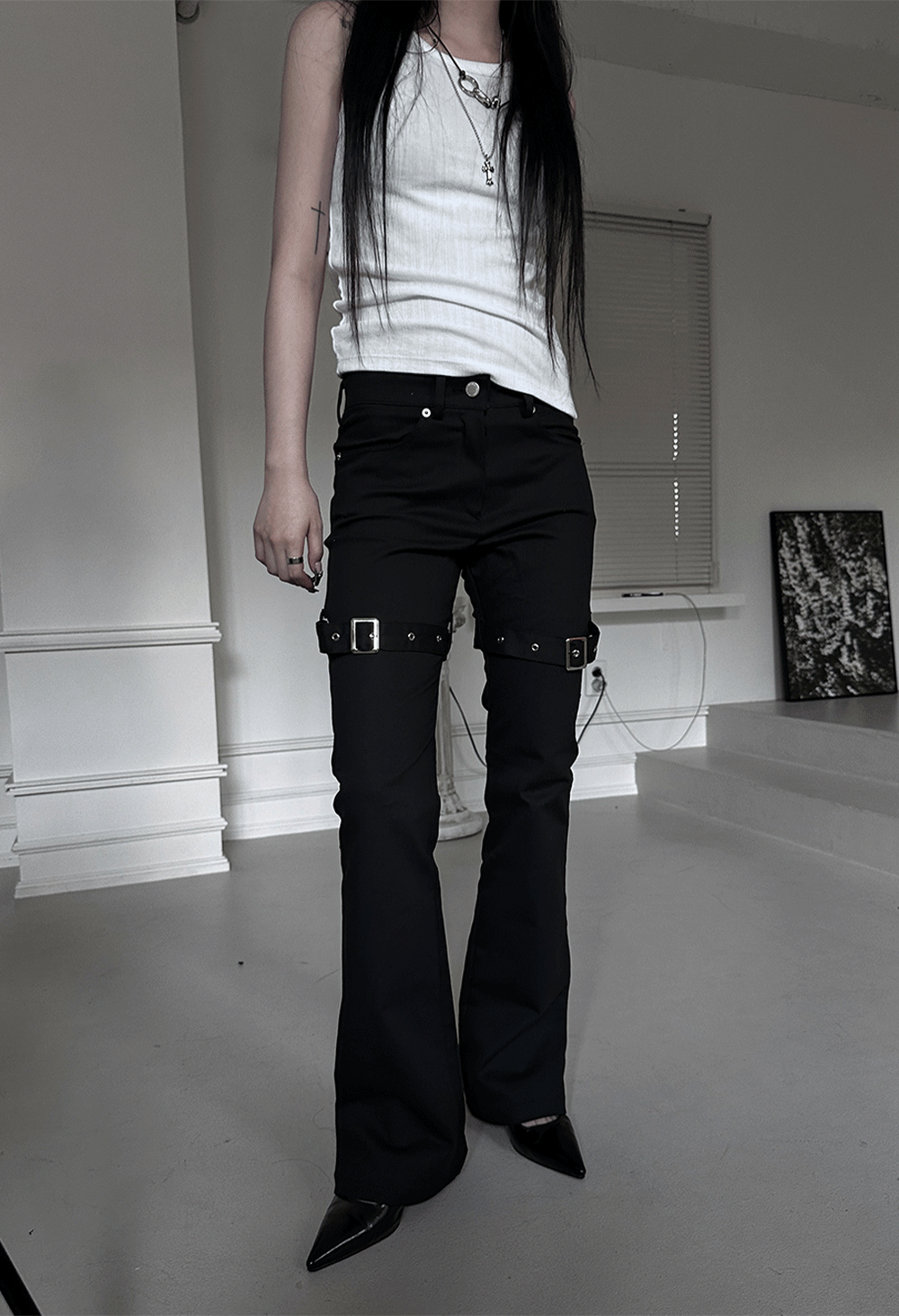 unique belt bootcut pants